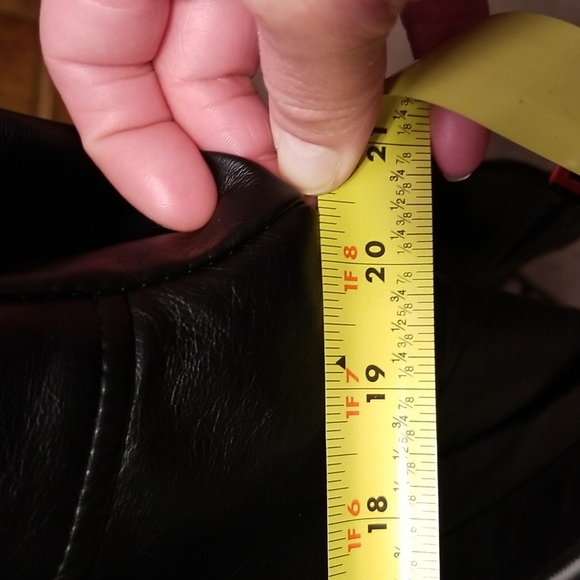 🤘🏼🖤 Black faux leather biker jacket. Very cool! *Fits like a large.* NWOT. - Picture 6 of 6